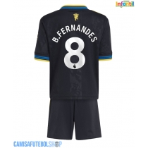 Camisa de time de futebol Manchester United Bruno Fernandes #8 Replicas 3º Equipamento Infantil 2025-26 Manga Curta (+ Calças curtas)